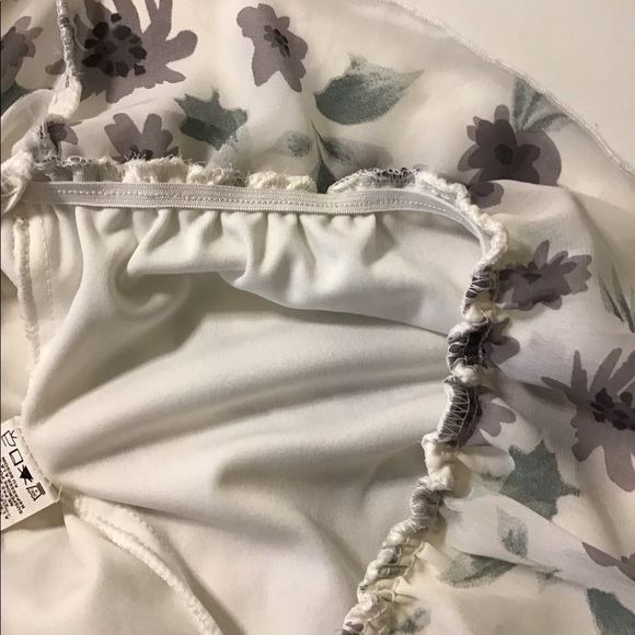 Floral flowing elastic waist blouse - Picture 5 of 6